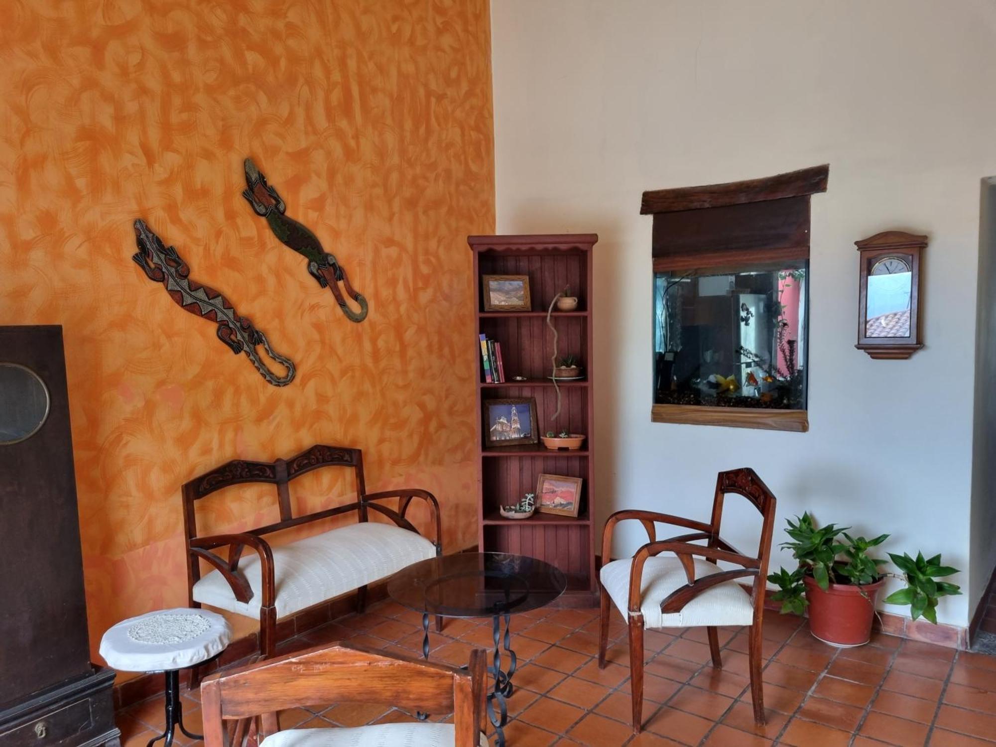 Hostal Las Rosas 萨尔塔 外观 照片