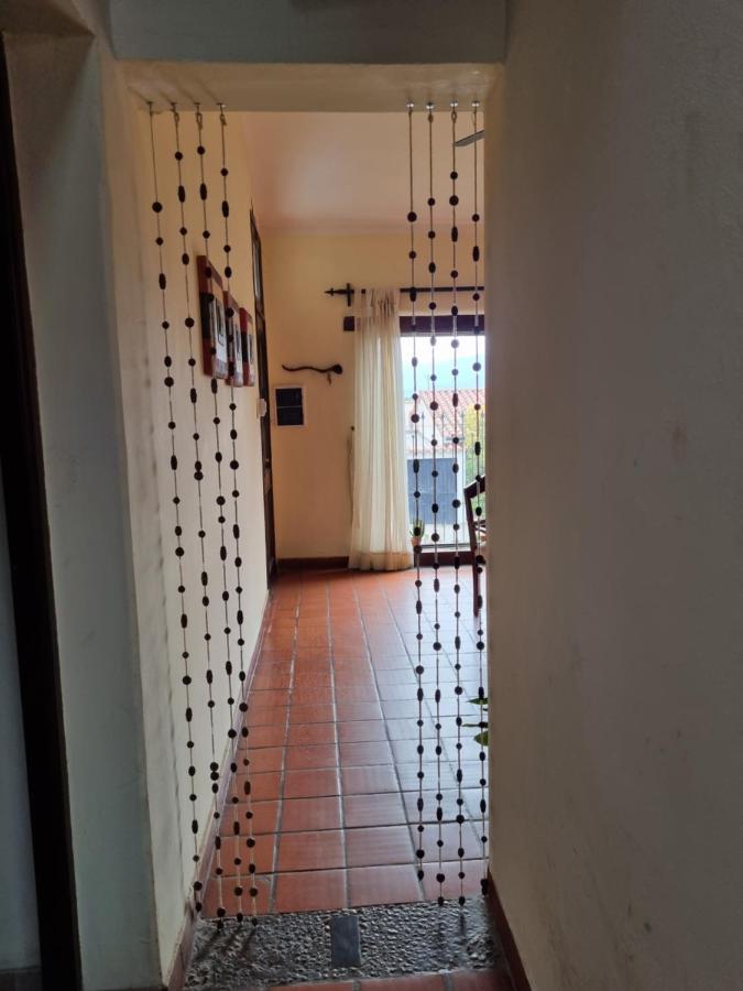 Hostal Las Rosas 萨尔塔 外观 照片