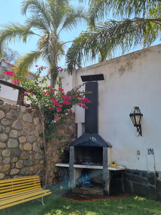 Hostal Las Rosas 萨尔塔 外观 照片