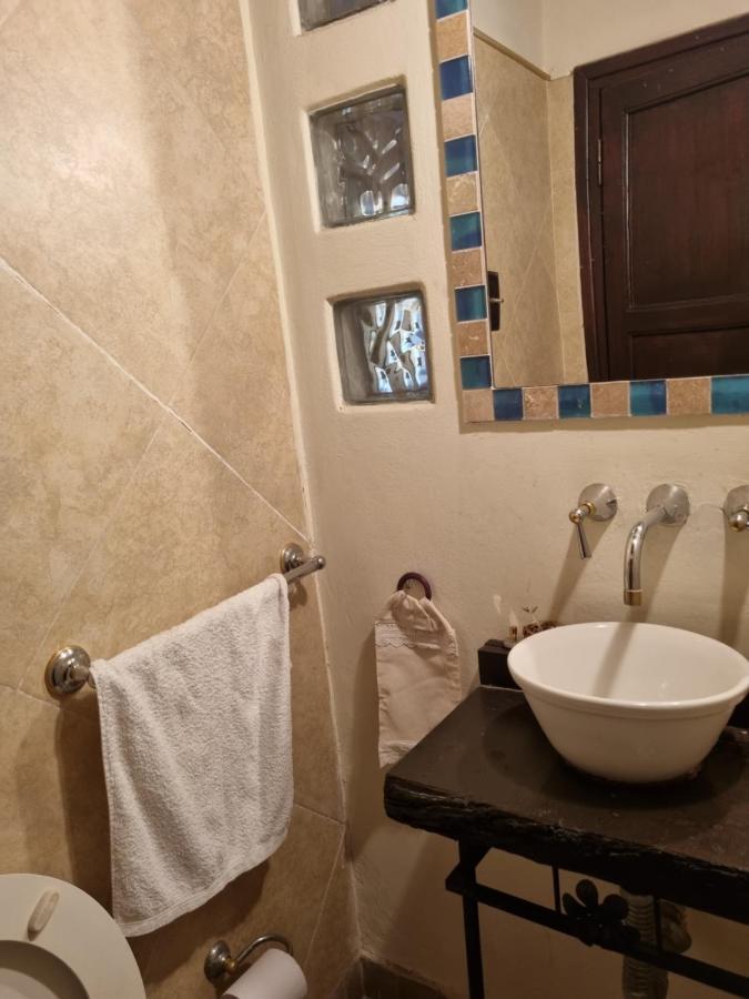 Hostal Las Rosas 萨尔塔 外观 照片