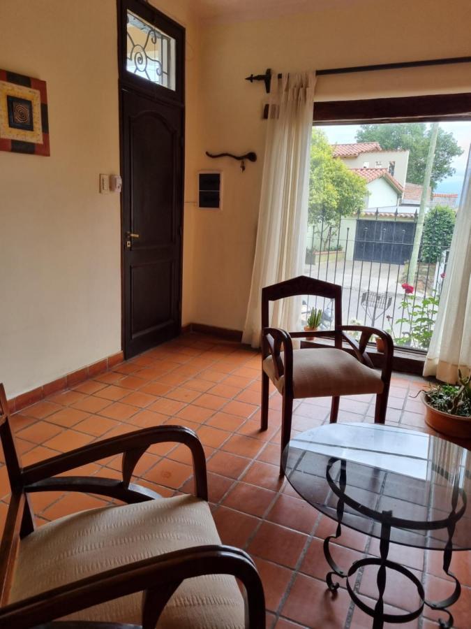 Hostal Las Rosas 萨尔塔 外观 照片